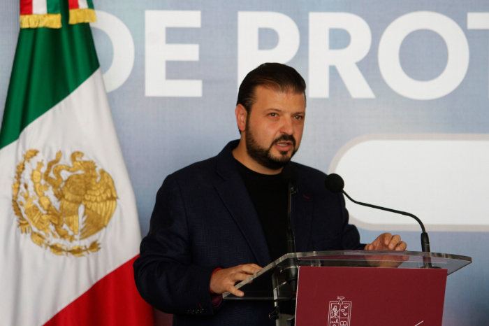 Raúl Zepeda dona equipo especializado a Protección Civil en [Ciudad/Estado]