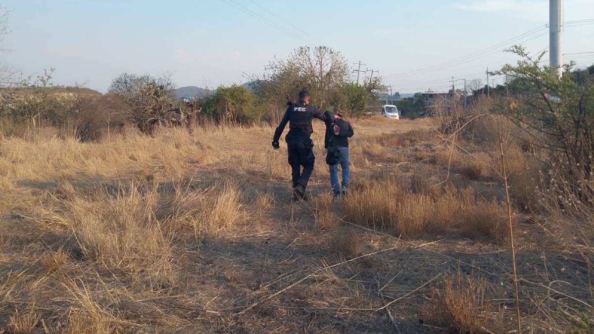 Rescatan a chofer en persecución de autobús en Ciudad de México