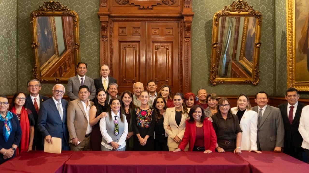 Sheinbaum se reúne con gobernadores de Morena ante crisis por Rocha Moya en CDMX