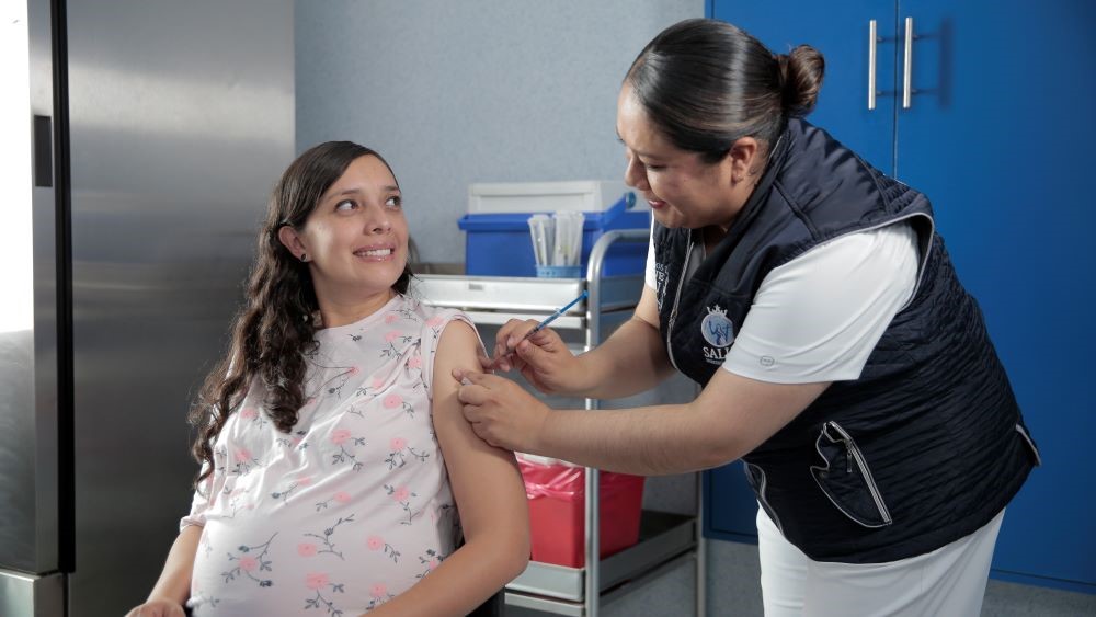 SSG inmuniza a más de 650 embarazadas contra Virus Sincitial en Guanajuato