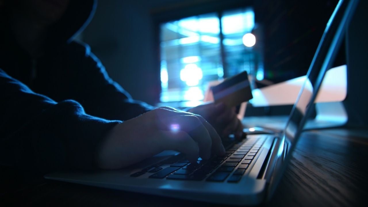 Túnez: Capturan a 26 miembros de banda de estafas en redes sociales