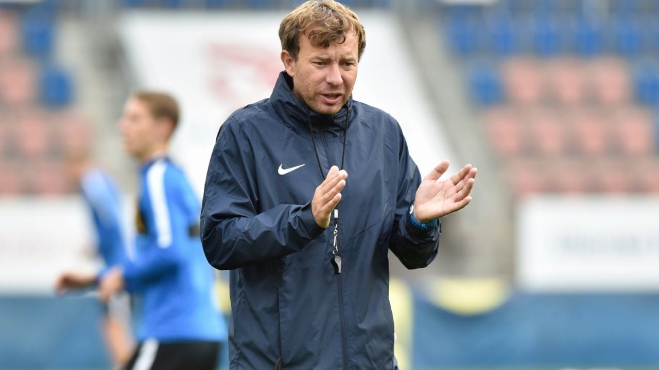 UEFA expulsa de por vida a entrenador por acoso a jugadoras femeninas