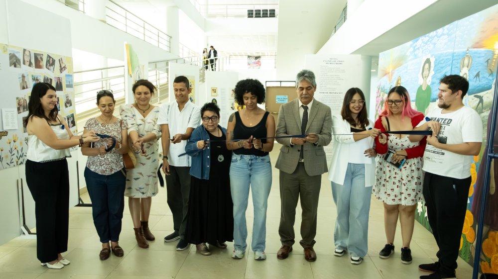 UG presenta exposición sobre maternidad, memoria y cuidado en León, Guanajuato