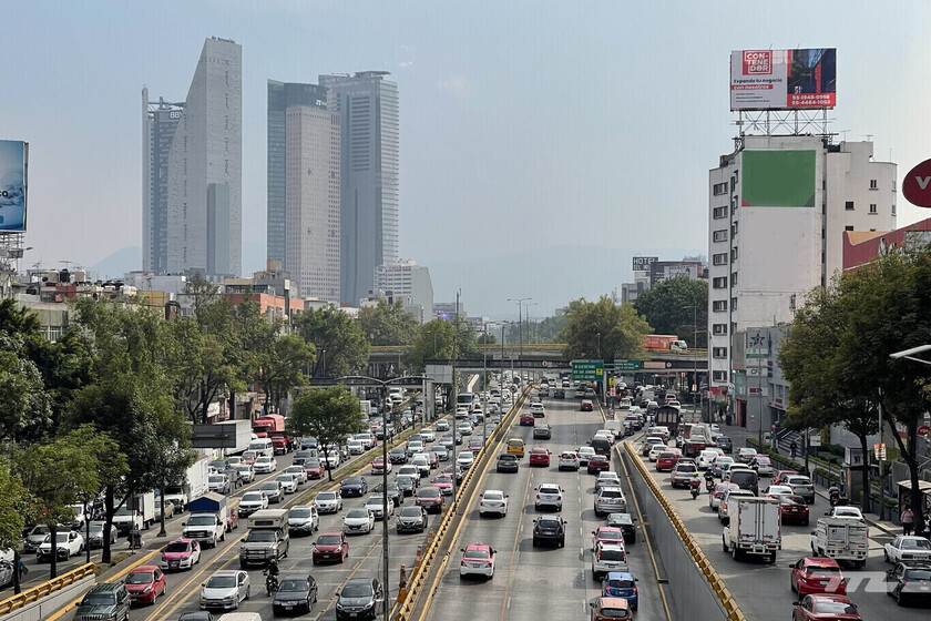 Vehículos No Autorizados para Circular en CDMX y Área Metropolitana