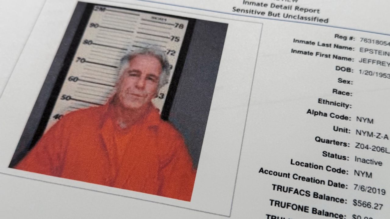 Víctimas de Epstein contactan fiscalía de París para testificar sobre abusos.