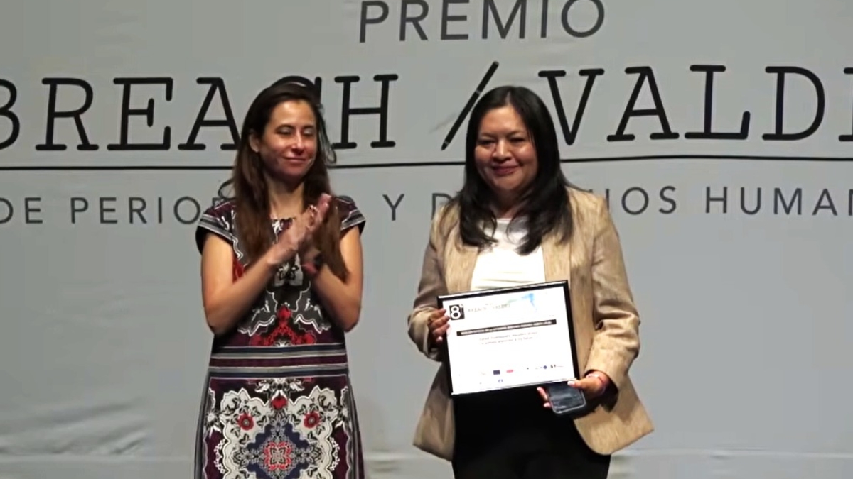 Xalapa: Reconocimiento a AM en el Premio Breach/Valdez