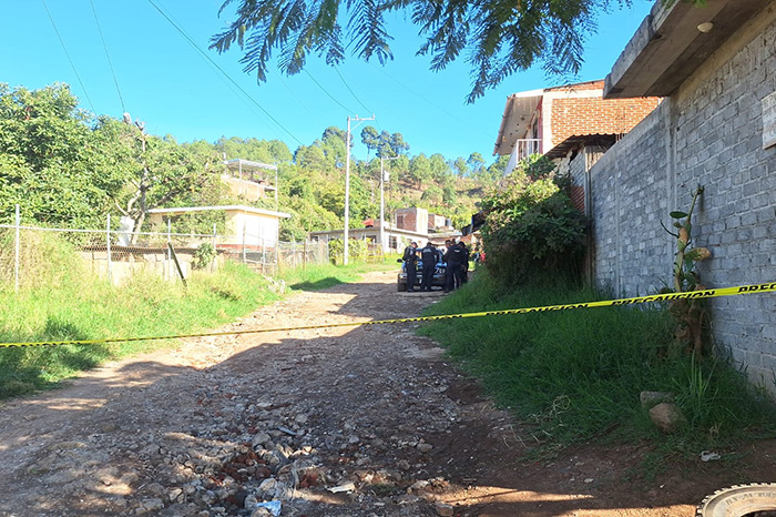 Balacera afuera de vivienda en Uruapan deja a un hombre herido