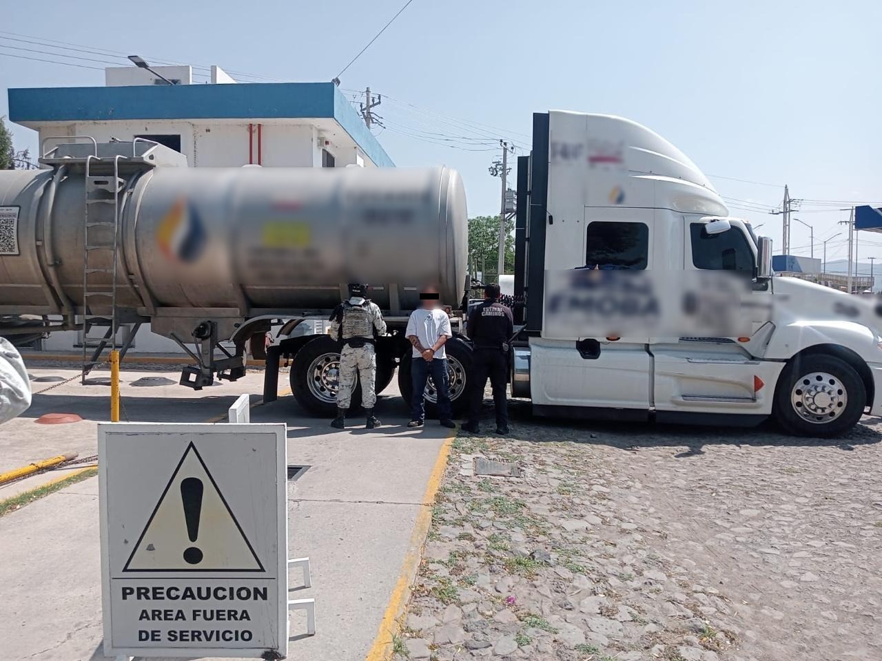 Celaya: Secretaría de Seguridad y Paz asegura más de 34 mil litros de hidrocarburo
