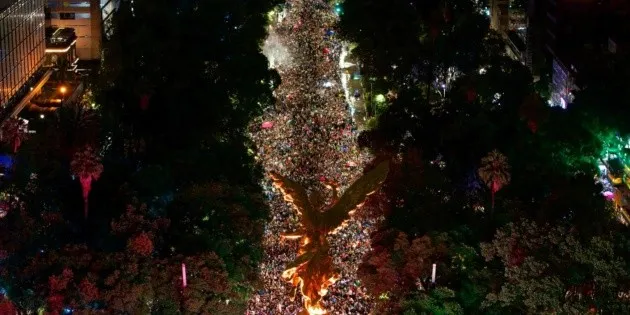 Ciudad de México: Récord de asistencia en el Ángel de la Independencia