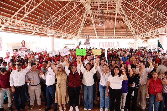 Fabiola Alanís fortalece apoyo a Sheinbaum en Michoacán