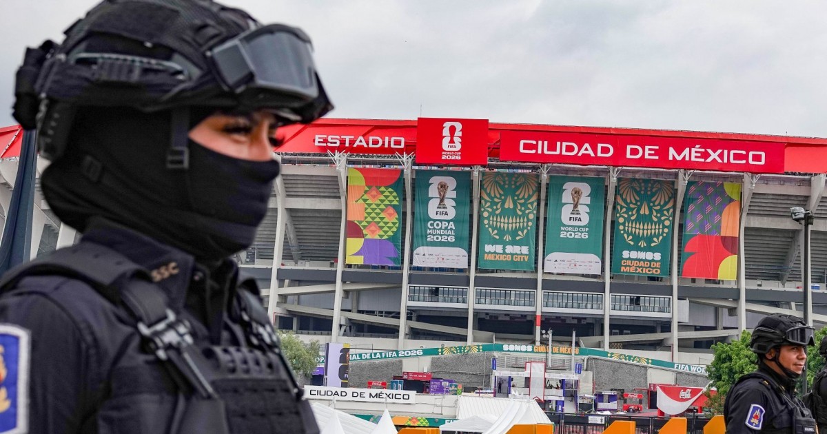 Gobierno abre temprano el Azteca tras falta de acuerdo con la CNTE