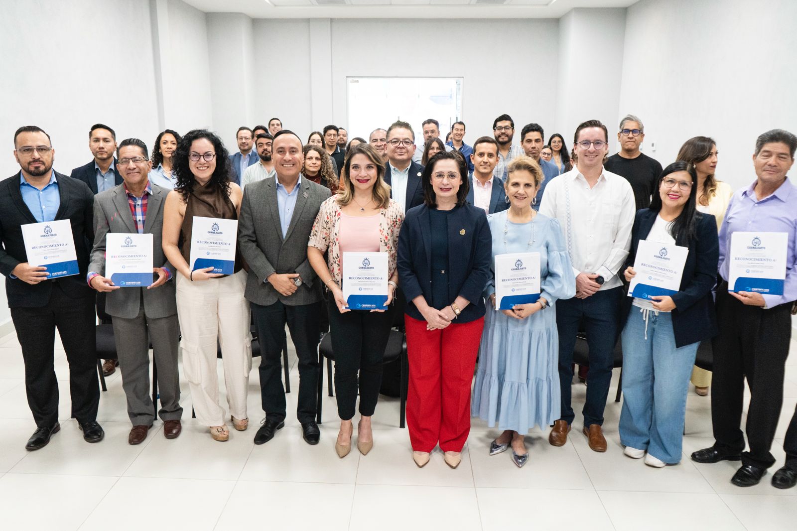 Gobierno de la Gente impulsa comercio exterior en la región