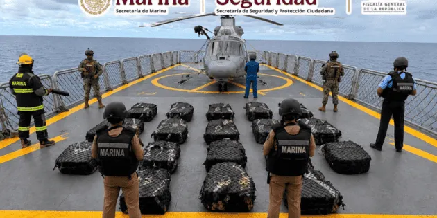 Guerrero: Marina intercepta embarcación con 800 kilos de cocaína