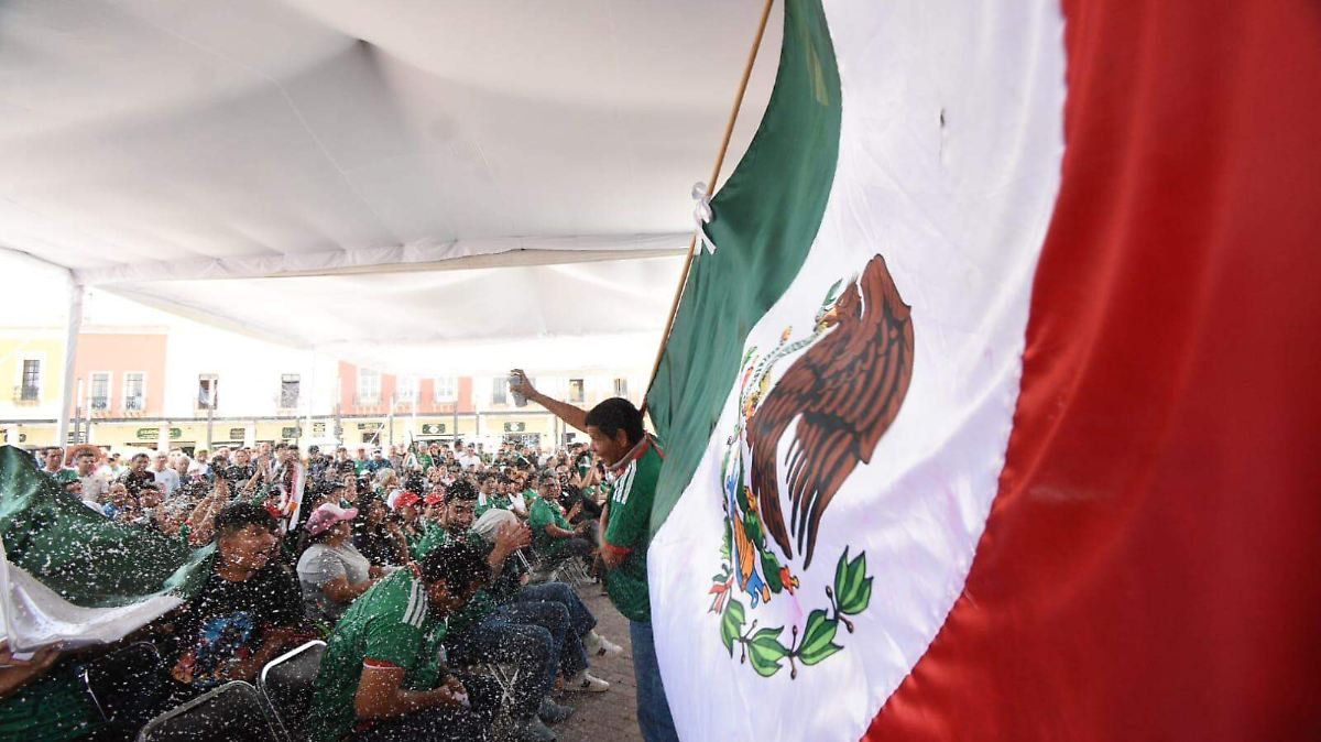 Irapuato: Afición celebra triunfo 1-0 en el partido México-Sudáfrica