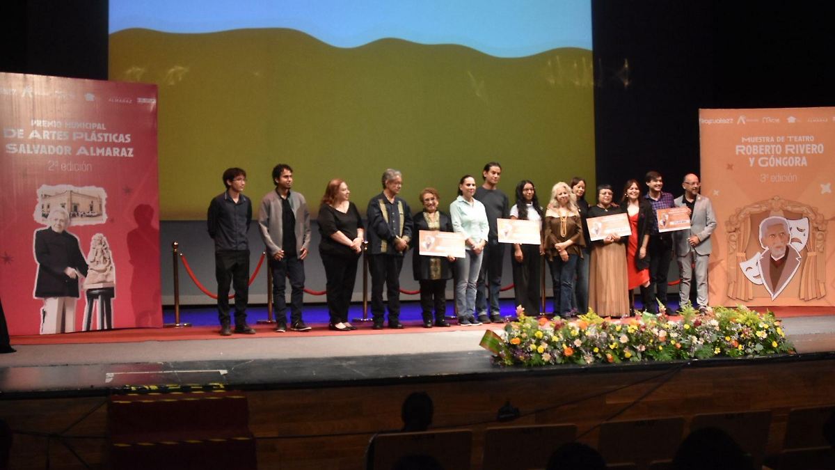 Irapuato premiará a sus talentos culturales: Salvador Almaraz y Roberto Rivero