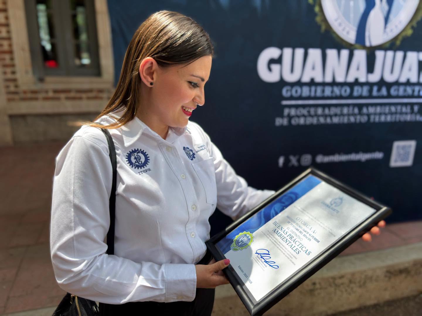 Irapuato y León reciben Distintivos por Buenas Prácticas Ambientales