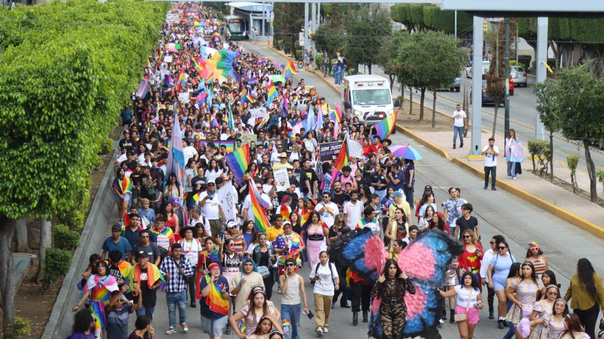 León celebra la marcha Pride en el centro: fiesta y diversidad