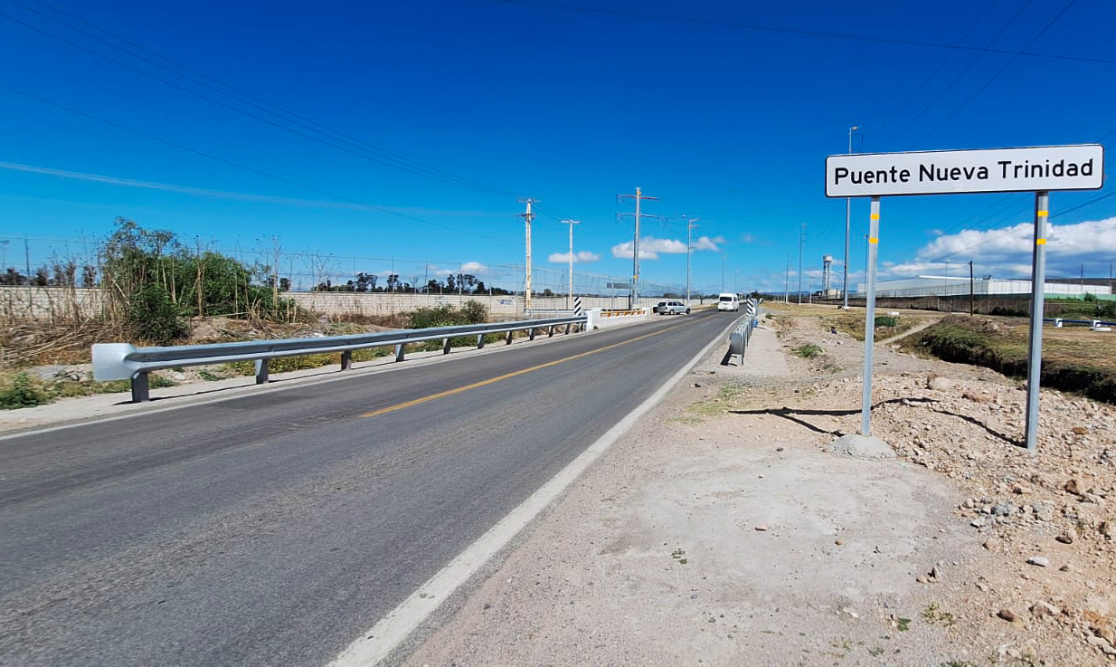 Mantenimiento de puentes vehiculares en once municipios de la región