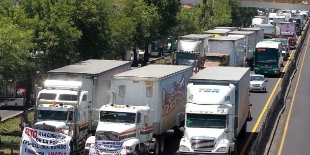 México: Marcha nacional de transportistas afectará diversas carreteras