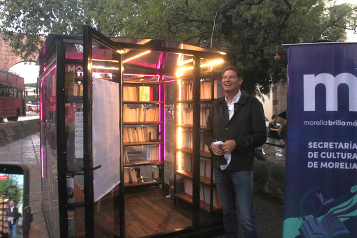 Morelia: Instalan cabinas de lectura gratuitas para la comunidad