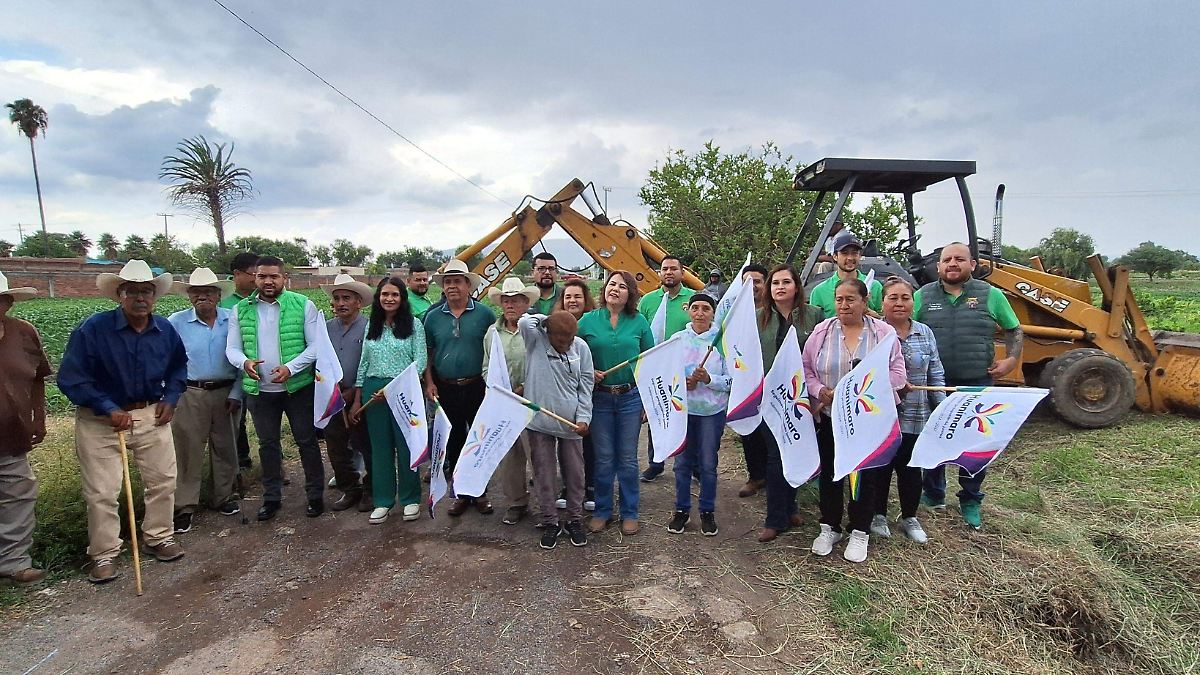 Rehabilitación de calle en Irapuato, comunidad El Paso de Cobos