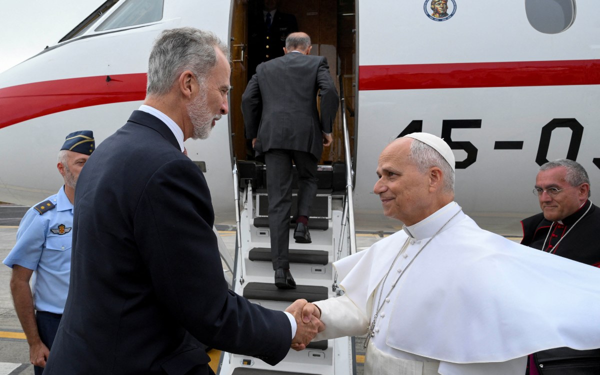 Vaticano: Papa León XIV utiliza avión del rey de España por avería aérea