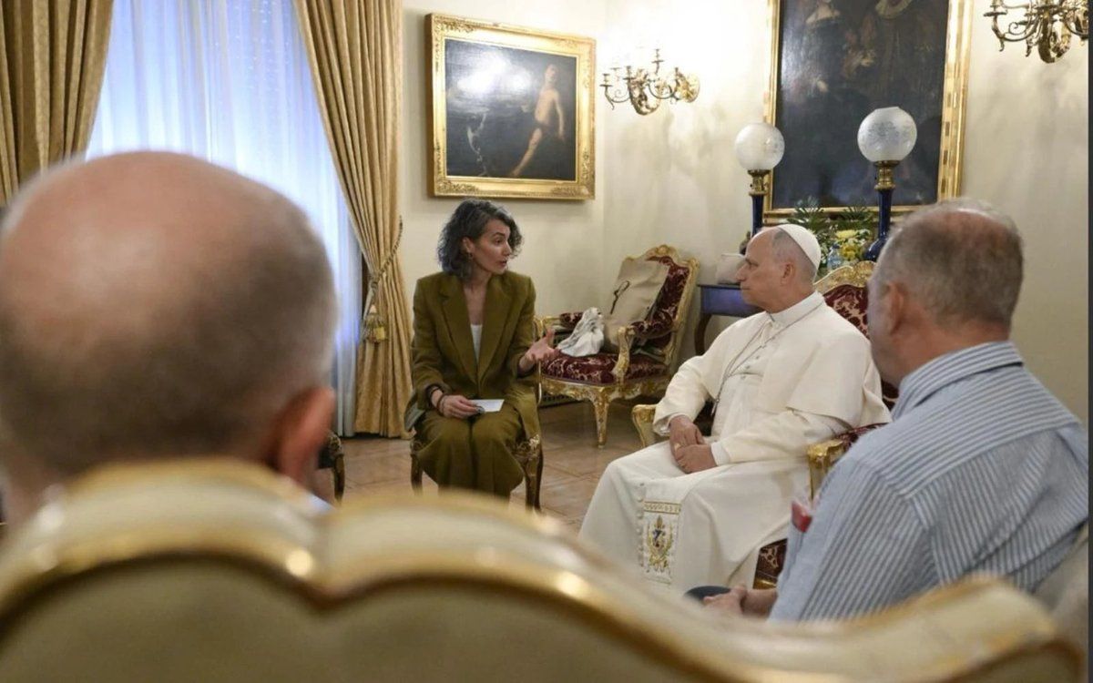 Vaticano se reúne con víctimas de abusos en Madrid para abordar crisis
