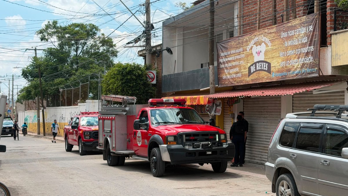 Albañil sufre electrocución en azotea de vivienda en Presitas del Consuelo