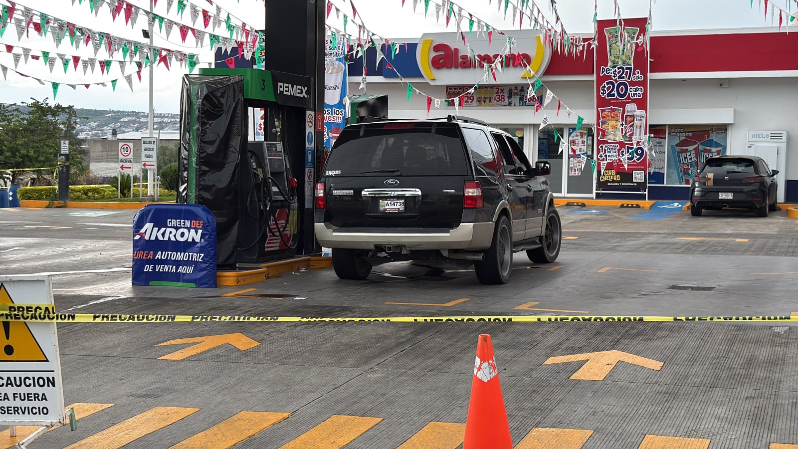 Asesinato doble en gasolinera de Las Joyas en León, Guanajuato