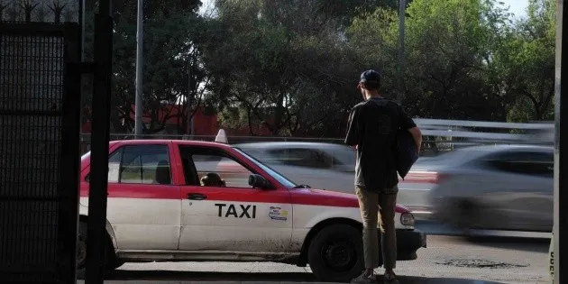 CDMX y Edomex: Autos que no circulan el 16 de julio