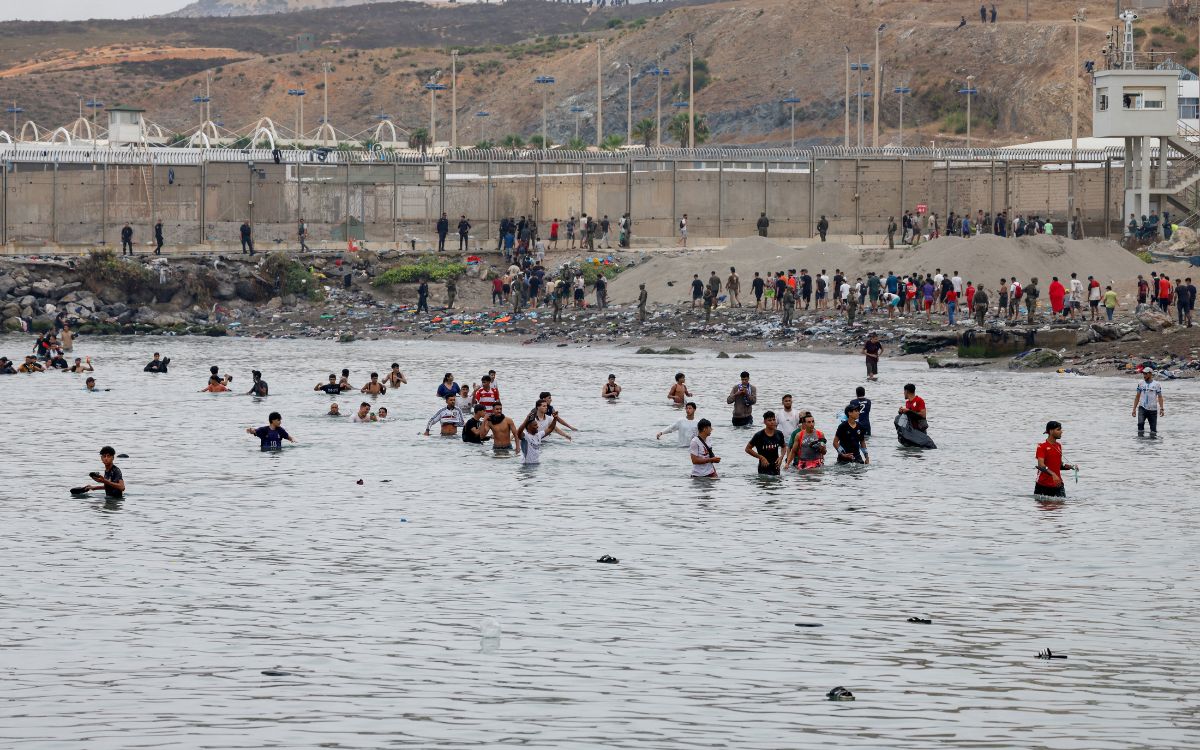 Ceuta: Recuperan 43 cuerpos de migrantes en tragedia marítima
