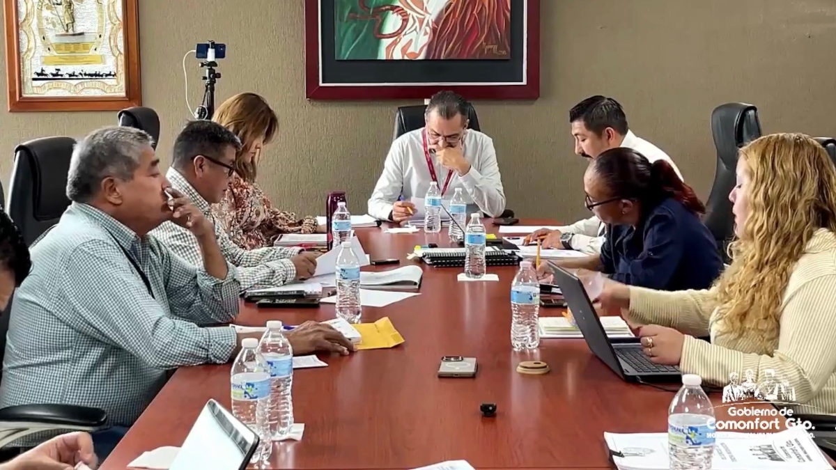 Comonfort: Revocan facultades al alcalde para firmar contratos