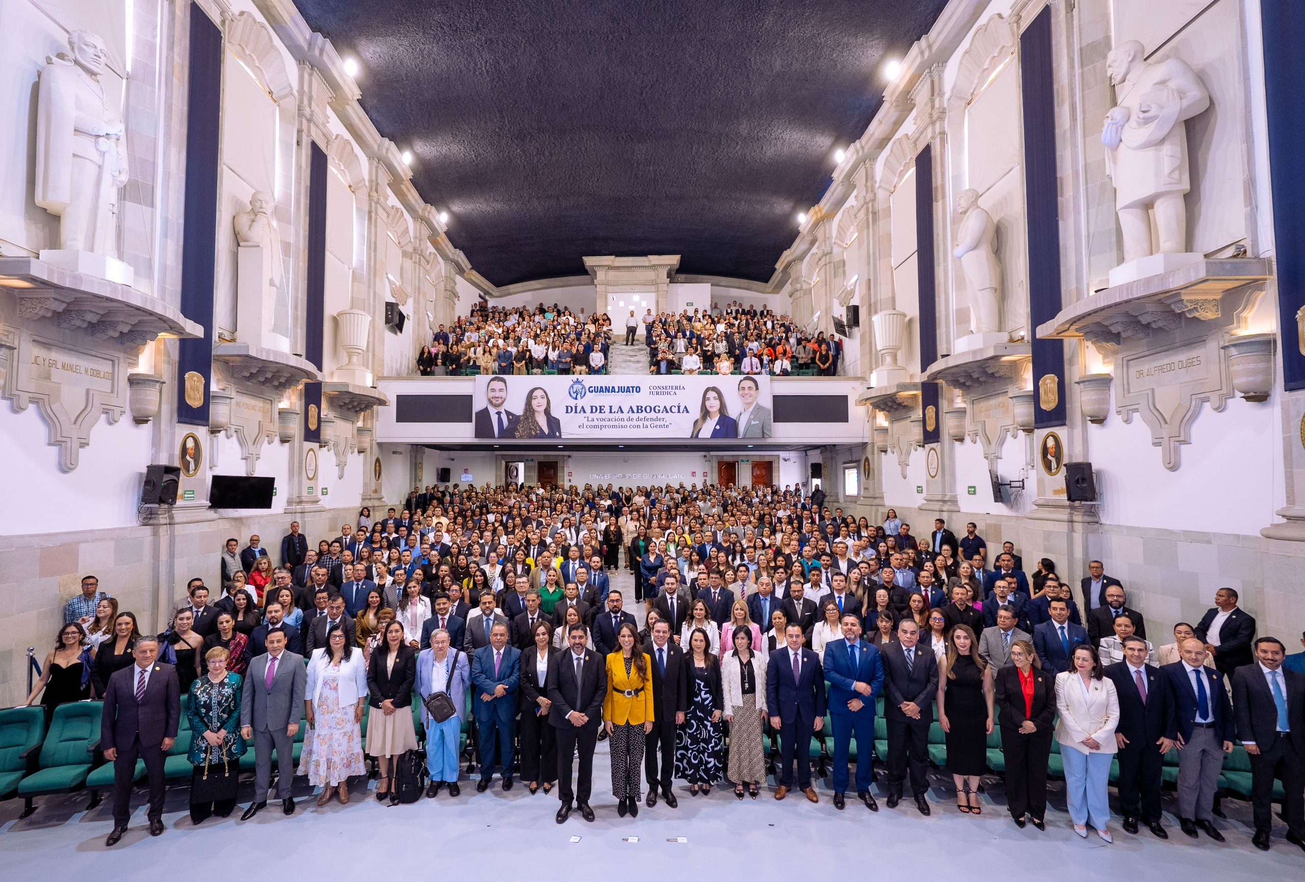 Guanajuato: Gobernadora reconoce labor de profesionales del Derecho