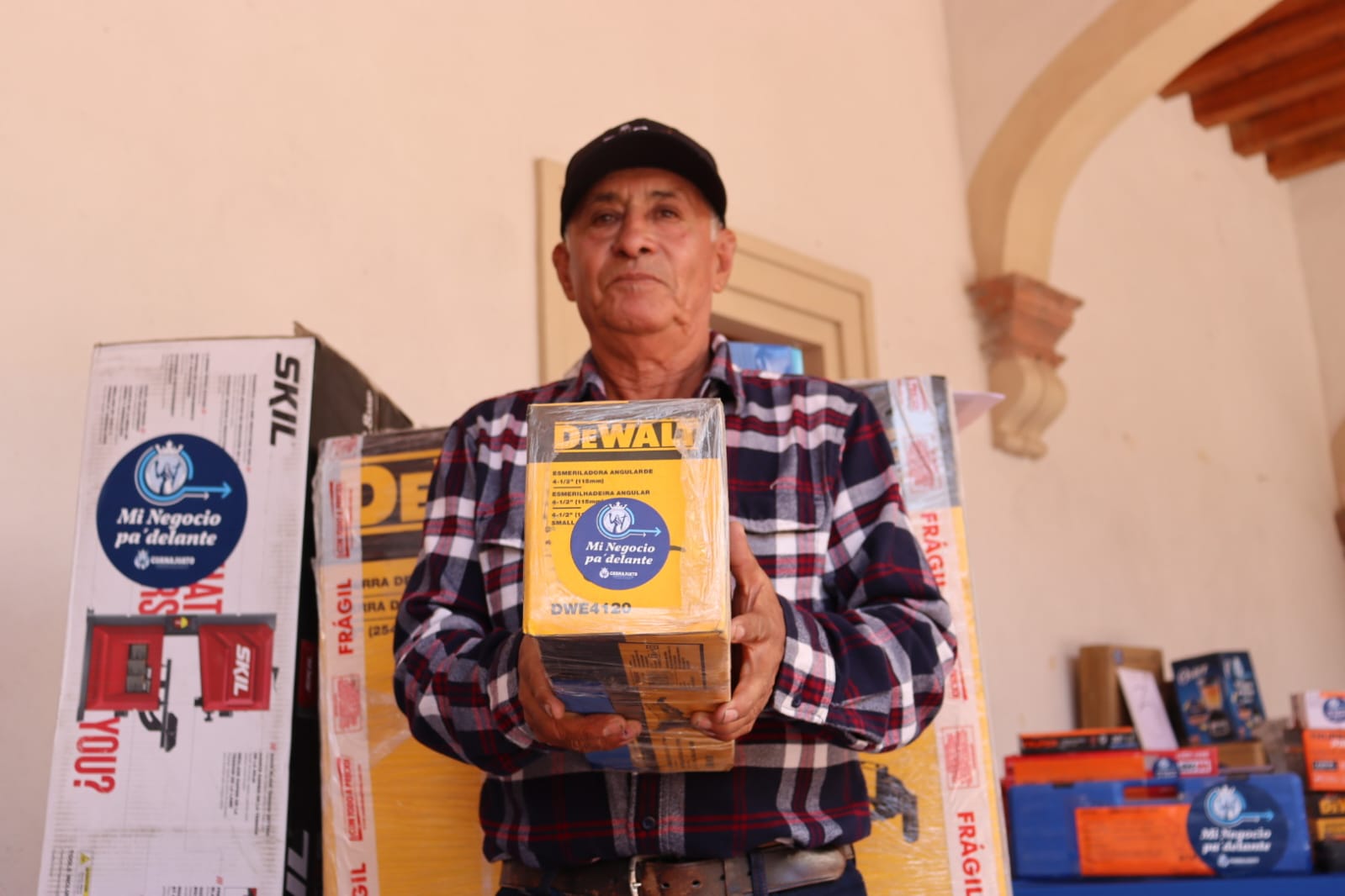 Guanajuato: Gobierno de la Gente apoya a 75 familias con Mi Negocio Pa’delante