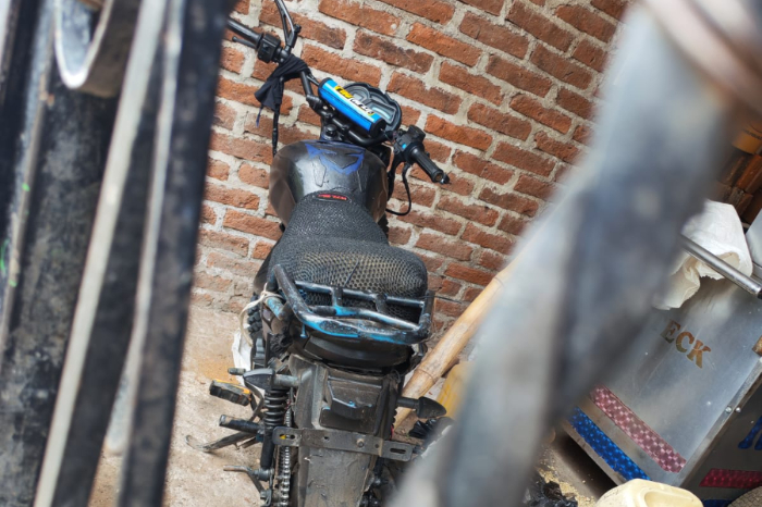 Jiquilpan: FGE recupera motocicleta robada tras cateo
