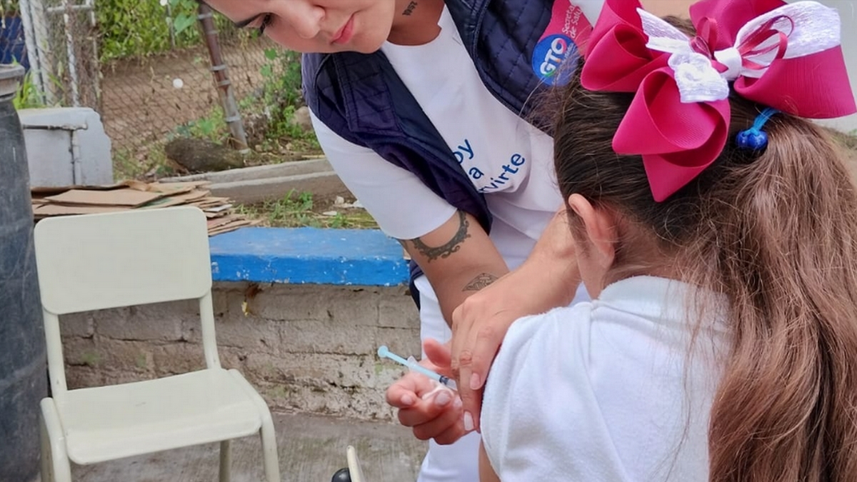 León: Queja por vacunación de niños sin consentimiento