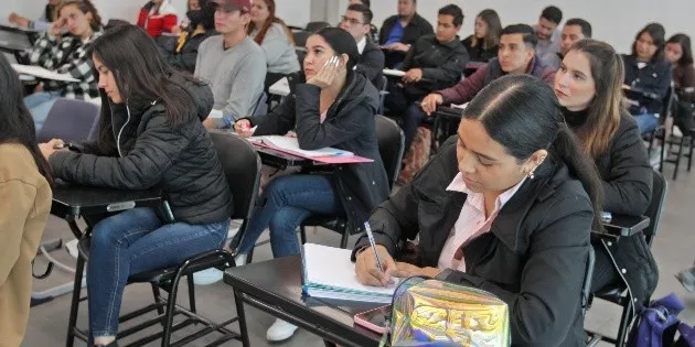 México: Fechas para obtención de documentos e inscripción UNAM 2026
