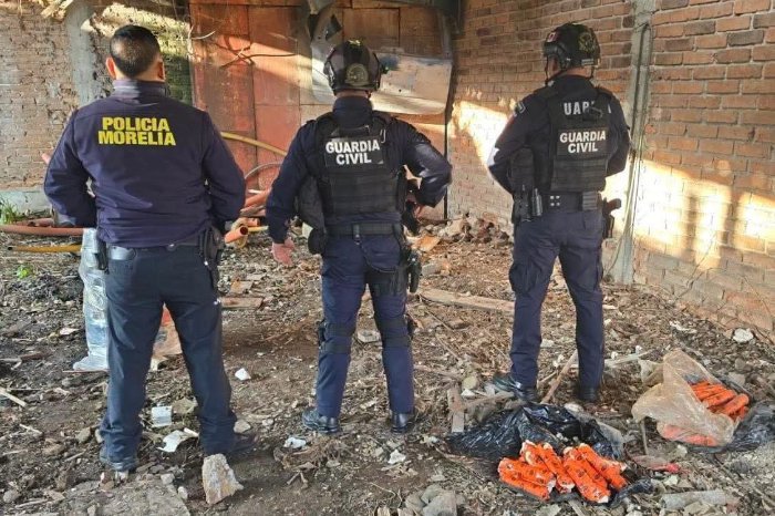 Morelia: Hallan material explosivo en colonia Félix Ireta