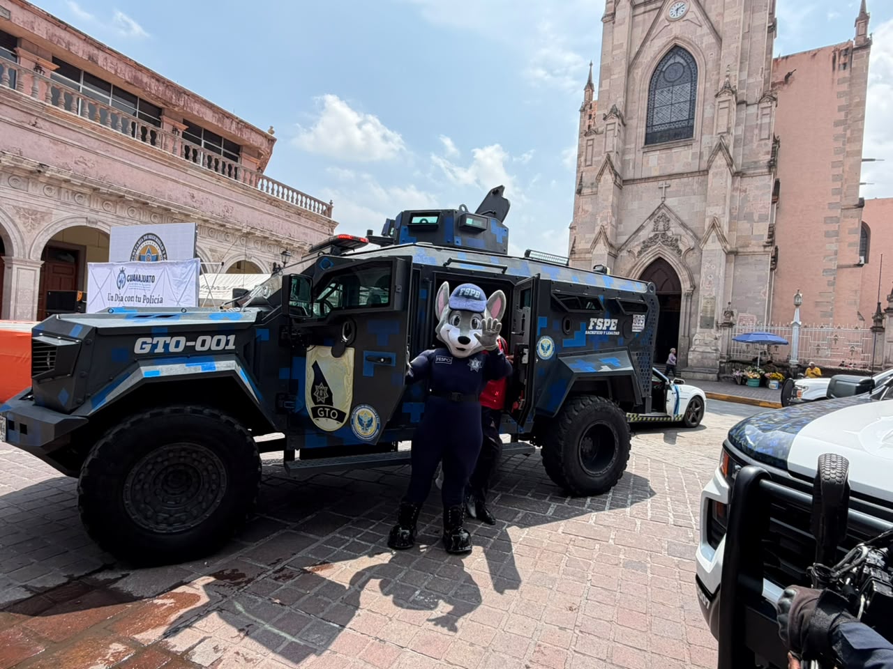Moroleón: Secretaría de Seguridad y Paz realiza feria policial de confianza