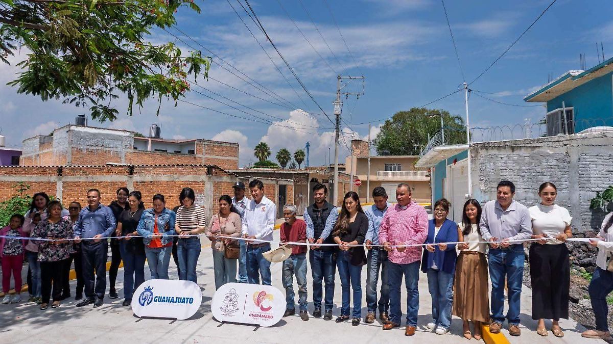 Pavimentan calles 24 de Febrero y 5 de Mayo en Cuerámaro
