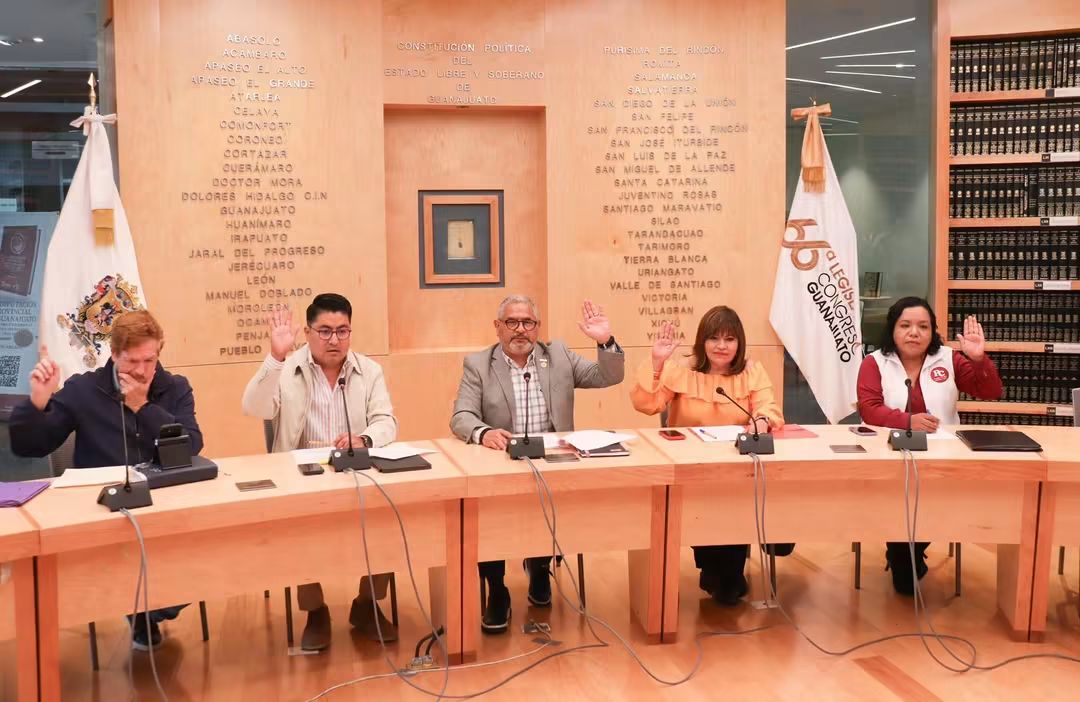 San Miguel de Allende: Asamblea sobre Derechos Humanos en Cruz de Palmar