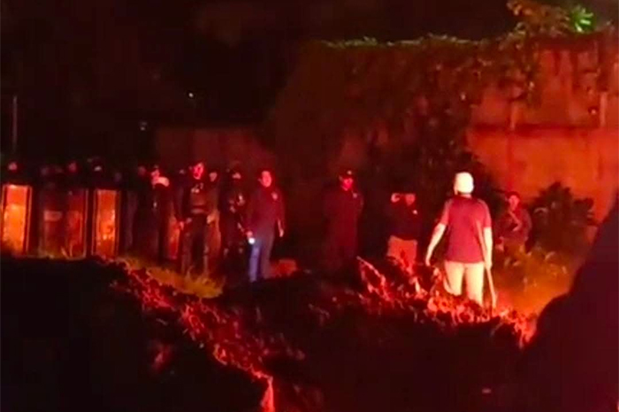 Santa Catarina: Confrontación entre invasores y autoridades locales