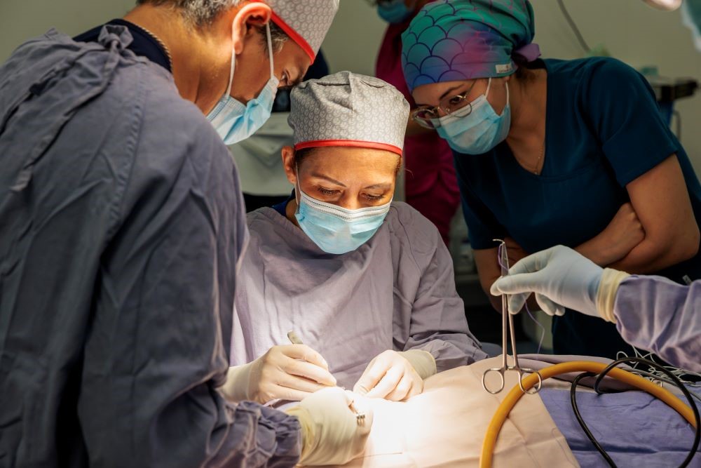 SSG coloca 283 implantes cocleares en beneficio de la comunidad estatal