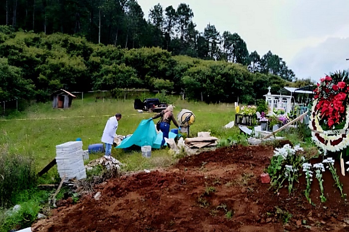 Tacámbaro: Disparo durante sepelio deja un muerto y dos heridos