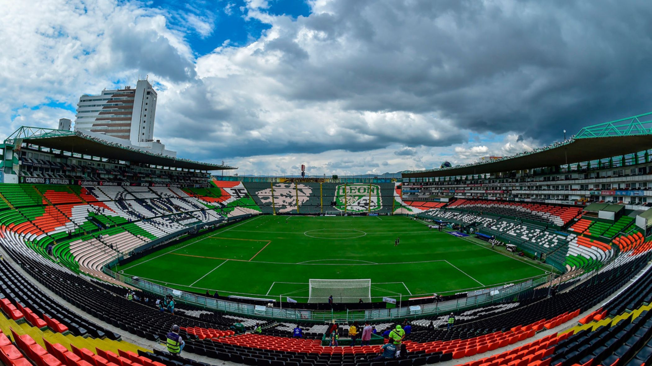 Actas del Club León reavivan controversia legal sobre el estadio