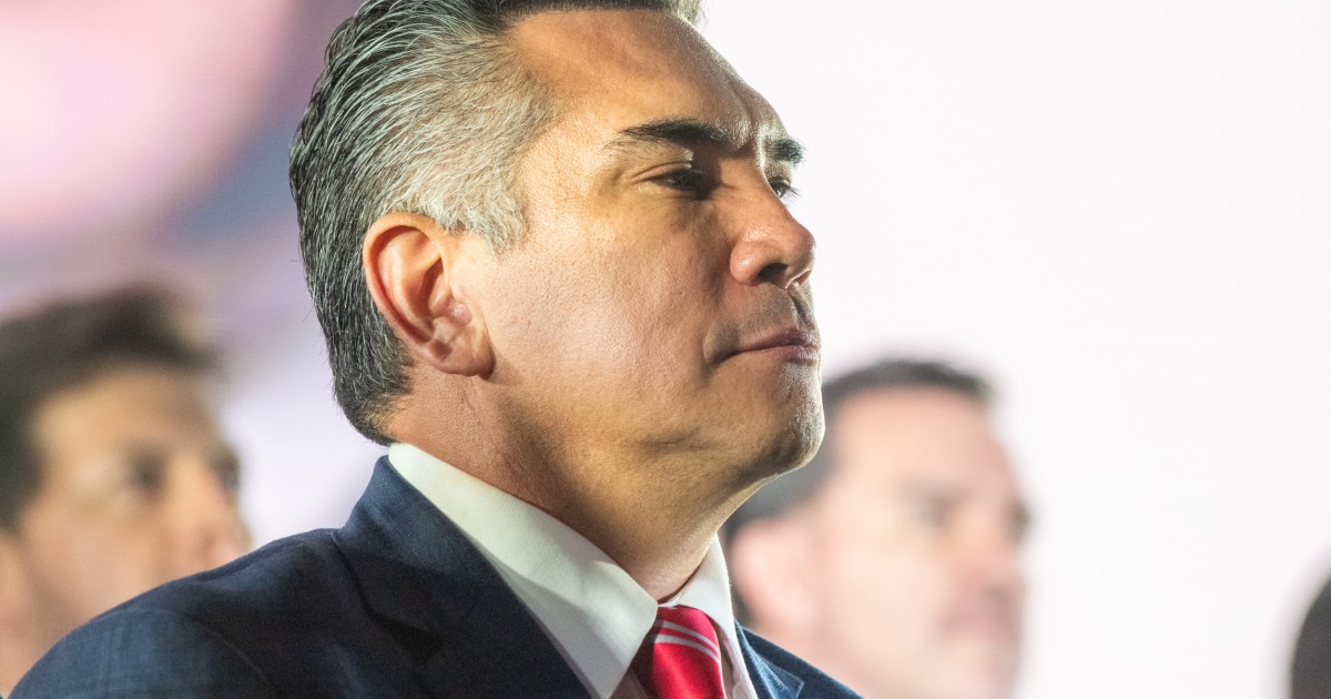 Alito denuncia al INE en EE. UU. y Ariadna cuestiona su defensa