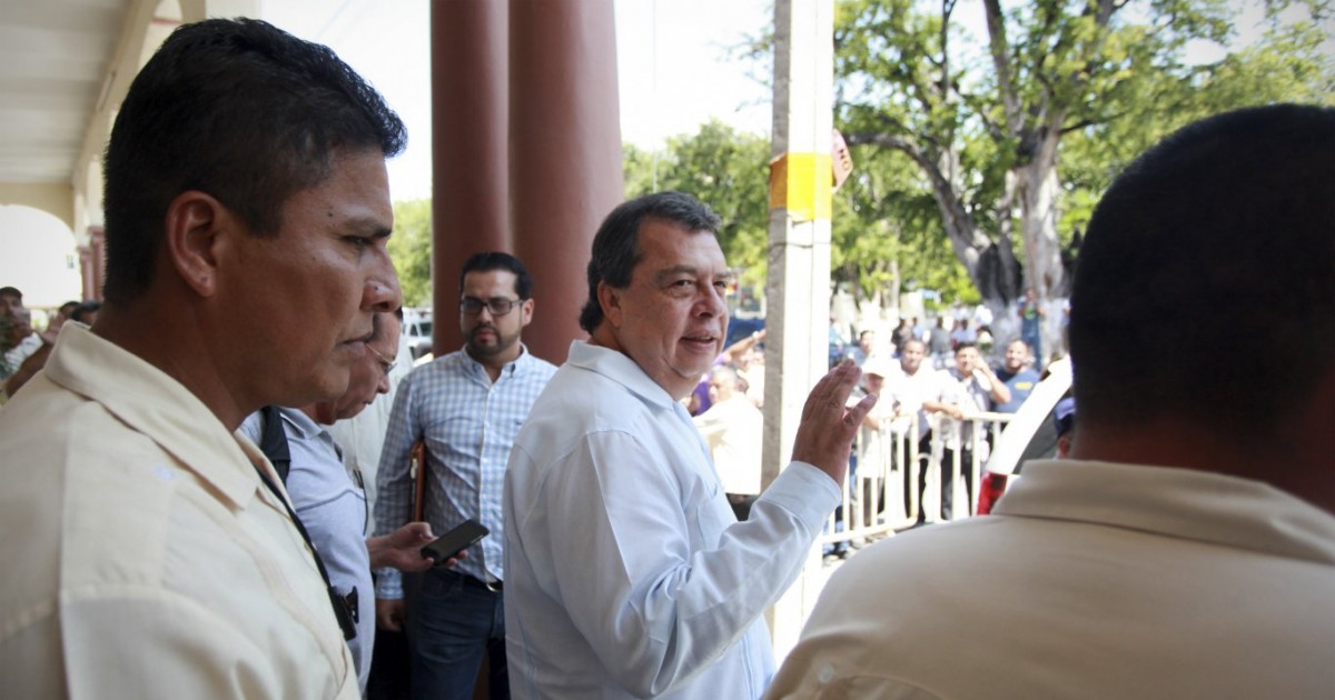 Ángel Aguirre, exgobernador de Guerrero, detenido por caso Ayotzinapa
