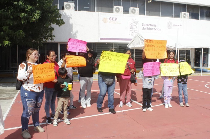 Benemérito de Morelia: SEE asegura la presencia de maestros en primaria