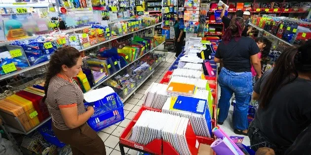 CDMX: Cuatro tiendas de útiles escolares a precios accesibles