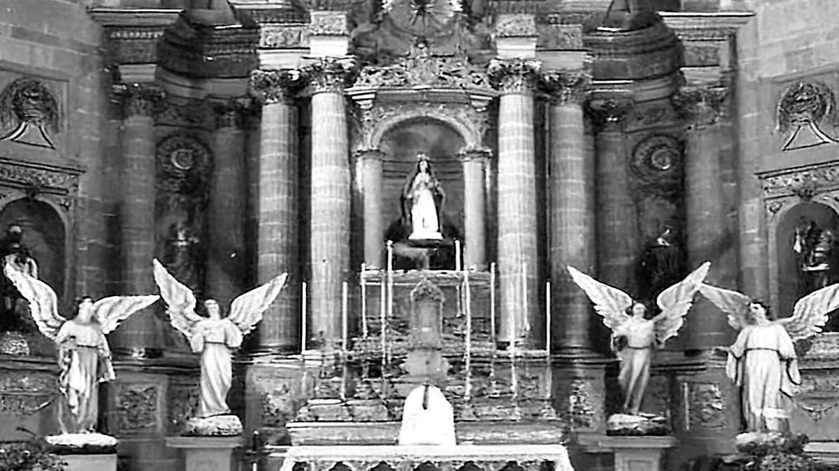 La Virgen de La Soledad, considerada patrona de Irapuato por su historia.